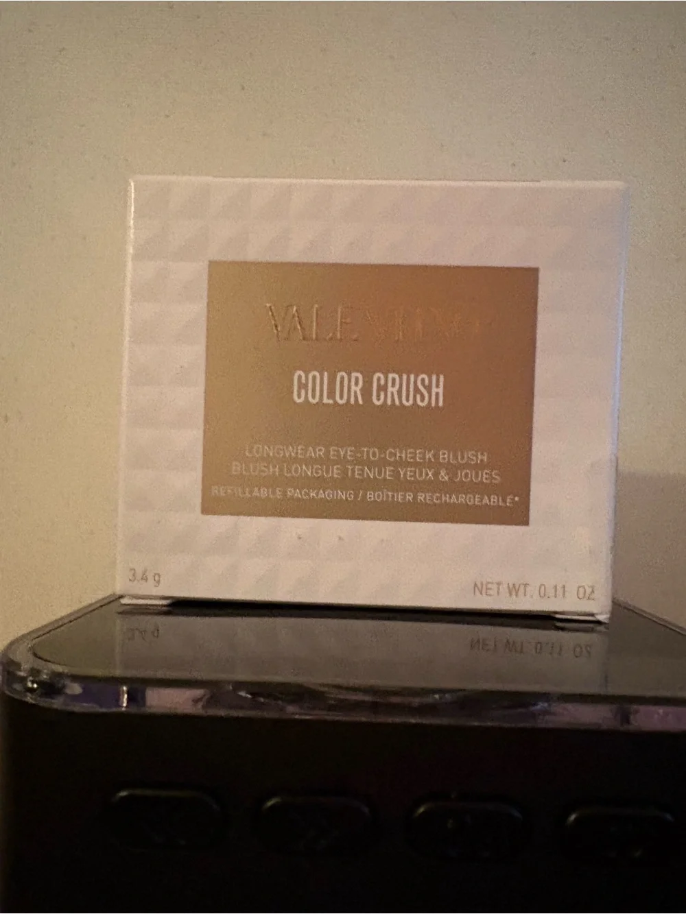 Valentino Color Crush Blush — White and Gold Accent Packaging (refillable)